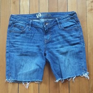 Bullhead Cutoff Shorts!